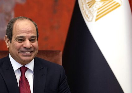 السيسي: بكل فخر واعتزاز وتشرف بالمسؤولیة أتطلع لافتتاح فعالیات "COP27"