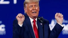 ترامب يدعو لحشد “موجة عملاقة” من الجمهوريين لدعم حزبه