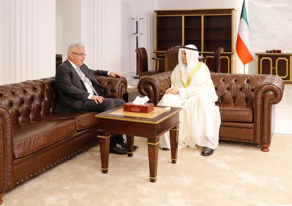 السفير طهبوب يهنئ رئيس مجلس الأمة الكويتي الجديد لمناسبة انتخابه
