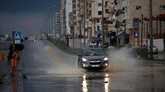 مدير طقس فلسطين: ذروة المنخفض الجوي ستكون اليوم