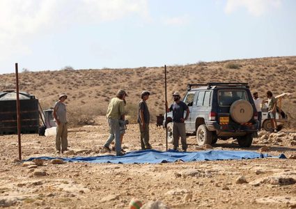 مستوطنون ينصبون معرشا في الأغوار الشمالية