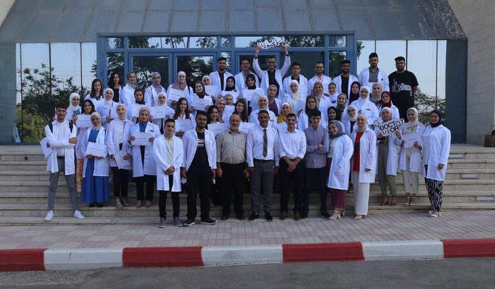 لماذا اختار طلاب الطب الدراسة في جامعة النجاح  ؟