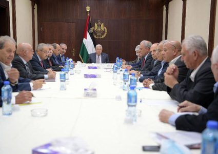 مسؤول فلسطيني يكشف أهم الملفات التي سيناقشها اجتماع تنفيذية المنظمة غدا الثلاثاء