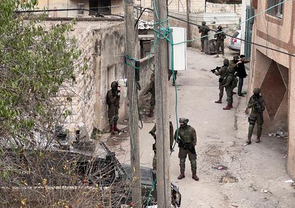 الاحتلال يقتحم منزل الشهيد محمد صوف في حارس ويعتقل طفلا من أقاربه