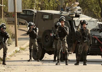 حملة اعتقالات ومداهمات واسعة في الضفة و القدس