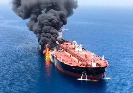 الولايات المتحدة تحمّل إيران مسؤولية الهجوم على ناقلة نفط قبالة عمان