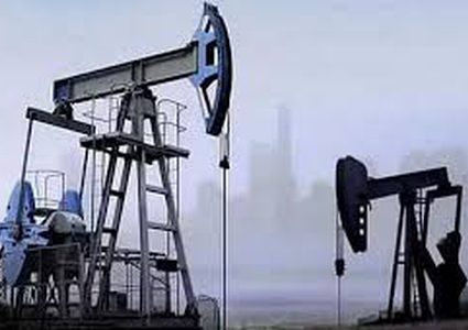 أسعار النفط تقلص خسائرها.. وخام برنت عند 92.6 دولاراً للبرميل