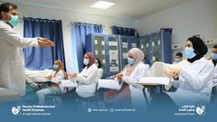 كيف يعد الدكتور محمد الحايك امتحانات مساقاته في دائرة التمريض؟