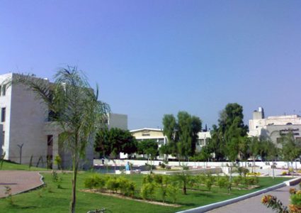 طولكرم : قوات الاحتلال تقتحم حرم جامعة خضوري