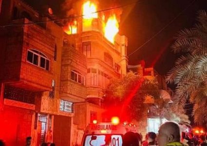 حداد على شهداء جباليا : تنكيس الأعلام على سفارات وبعثات دولة فلسطين