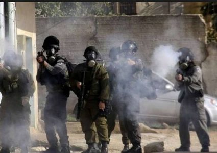 اصابة شاب بالرصاص خلال مواجهات في نابلس