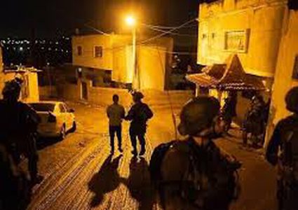 الاحتلال يعتقل شابا من عزون ويستولي على مركبته