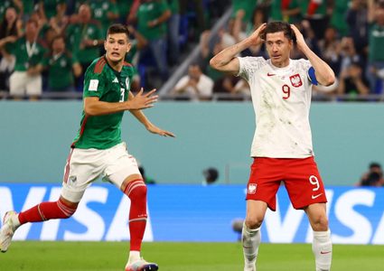تعادل بولندا والمكسيك يعزّز فرص السعودية بالتأهل للدور الثاني