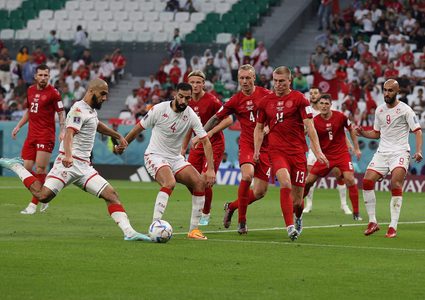 تونس تنتزع تعادلا ثمينا من الدنمارك في كأس العالم