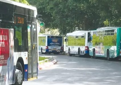 اسرائيل تعتقل فلسطينا من غزة بتهمة التخطيط لعملية