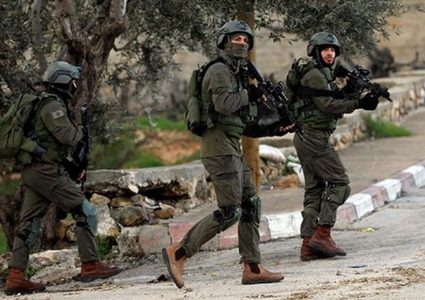 وحدات خاصة من جيش الاحتلال تختطف شابا من مخيم الدهيشة