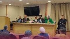 كلية الاقتصاد والعلوم الاجتماعية تنظم لقاء حول التجارة الالكترونية في فلسطين