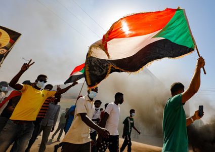 المكون العسكري بالسودان : نستبعد اتفاقاً سياسياً قريباً