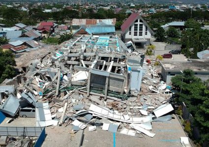 حصيلة ضحايا زلزال إندونيسيا ترتفع إلى 310 قتلى