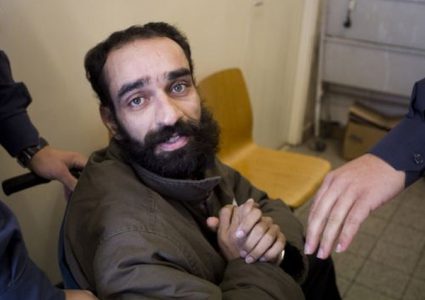 الأسير سامر العيساوي يعلق إضرابه عن الطعام بعد الاستجابة لمطالبه