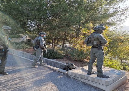 القدس : الاحتلال يستدعي خبراء المتفجرات بعد الاشتباه بوجود عبوة ناسفة