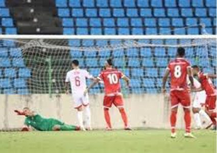 خسارة مفاجئة لتونس أمام أستراليا تصعب مهمتها بالمونديال