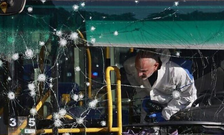 مقتل مستوطن متأثراً بجروح أصيب بها في تفجير القدس