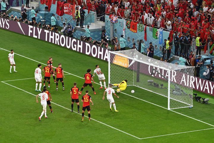 منتخب المغرب يهزم بلجيكا ويقترب من تكرار انجاز مونديال 86