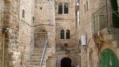 الاحتلال يمنع ترميم مكتب خدمات للبلدية وسط الخليل