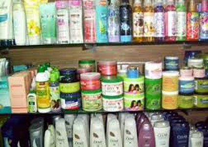 "الصحة" تحذر من صفحات مجهولة تروج للمستحضرات الصيدلانية