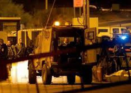 الاحتلال يعتقل شابين قرب حاجز عطارة شمال رام الله