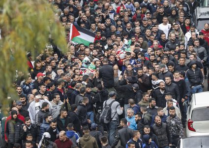 جماهير غفيرة من أبناء شعبنا تشيع جثماني الشهيدين الشقيقين جواد وظافر الريماوي