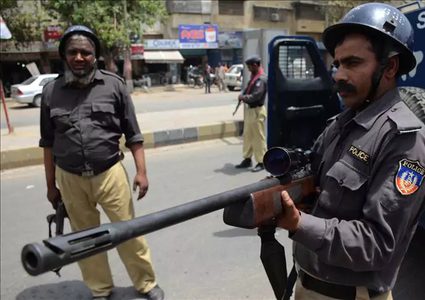 3 قتلى و23 جريحا في عملية انتحارية غرب باكستان