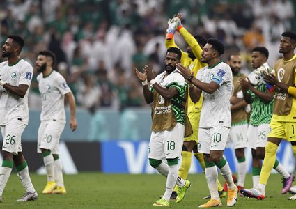 السعودية تودّع المونديال برأس مرفوعة وتأهل الأرجنتين وبولندا