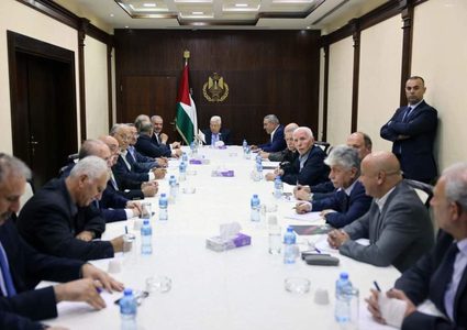 الرئيس عباس يترأس اجتماعًا لقادة الأجهزة الأمنية ويبحث آخر التطورات