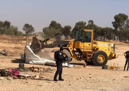 الاحتلال يهدم قرية العراقيب البدوية للمرة 210