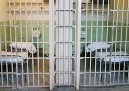 ​​​​​​​كشف تفاصيل الحالة الصحية لثلاثة اسرى مصابين بعيادة "سجن الرملة"