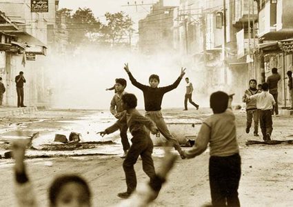 اليوم الذكرى 35 على الانتفاضة الأولى "انتفاضة الحجارة"