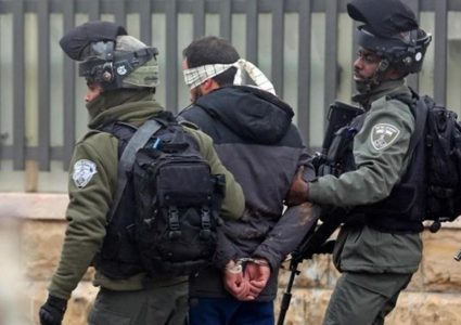 شرطة الاحتلال تعتقل عاملين من الخليل داخل الأراضي المحتلة عام 48