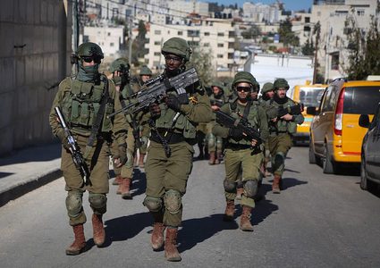 قوات الاحتلال تشن حملة اعتقالات واقتحامات في الضفة