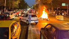 السلطات الإيرانية تصدر أحكام سجن متفاوتة بحق 400 من المحتجين في طهران