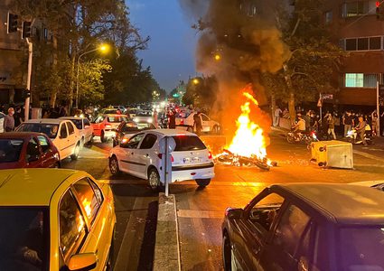 السلطات الإيرانية تصدر أحكام سجن متفاوتة بحق 400 من المحتجين في طهران