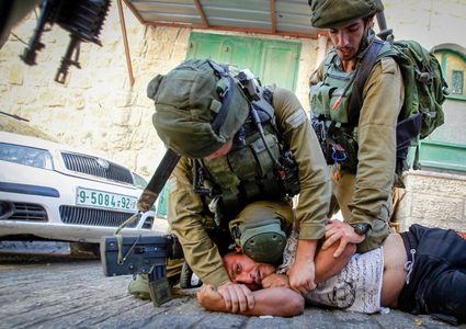 "المحامين العرب" يطالب بفتح تحقيق مع الاحتلال على جرائمه ضد أطفال فلسطين