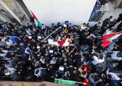 تشييع جثمان الشهيد خالد عنبر في مخيم الجلزون شمال رام الله