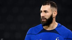 بنزيما يعلن اعتزاله اللعب دولياً