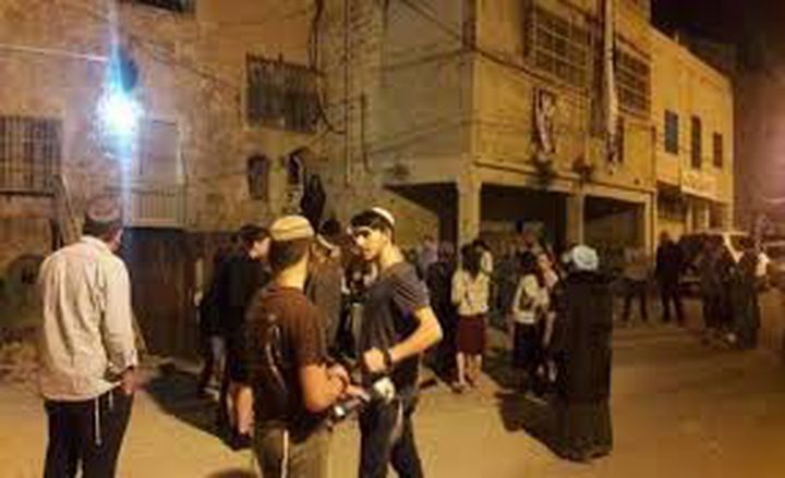 مستوطنون يقتحمون موقع "تل ماعين" جنوب الخليل