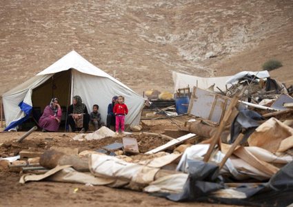 الإحتلال يحاصر خربة ابزيق في طوباس