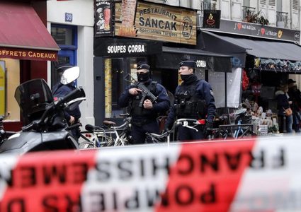 قتيلان في اطلاق نار في باريس