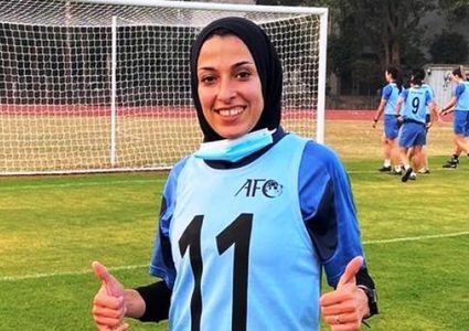 "الفيفا" يختار الفلسطينية هبة سعدية للمشاركة في قيادة مباريات كأس العالم للسيدات