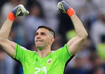 الفرنسي فييرا يهاجم احتفالات حارس الأرجنتين